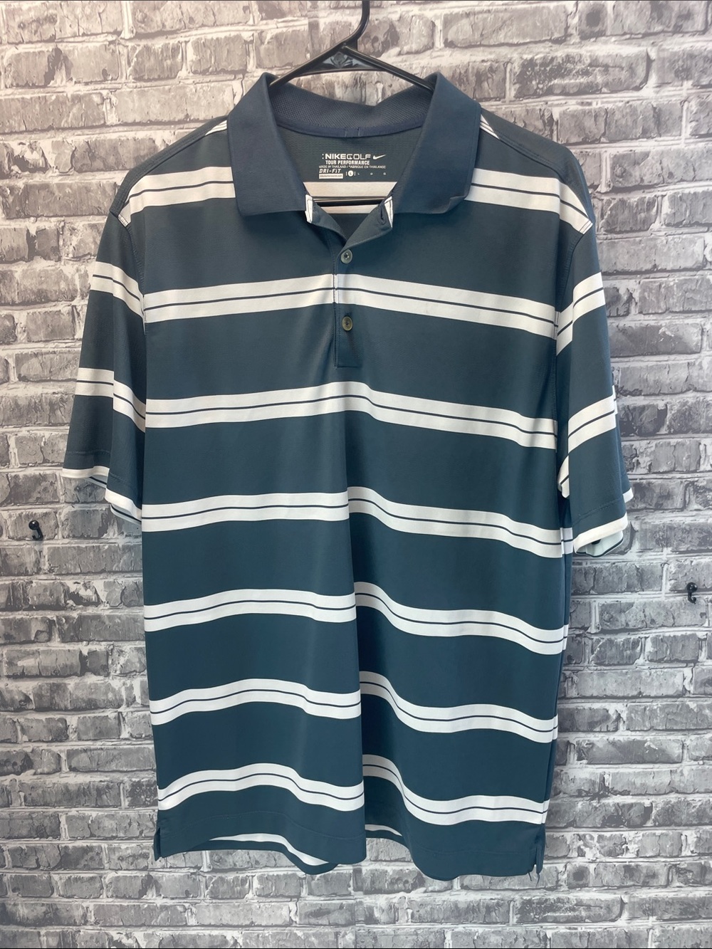 Nike Men's Gray and White Striped Golf Polo